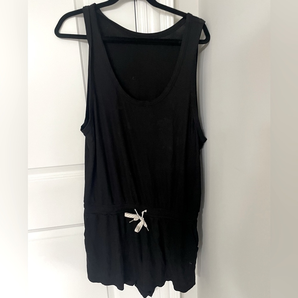 VUORI Torrey ribbed romper